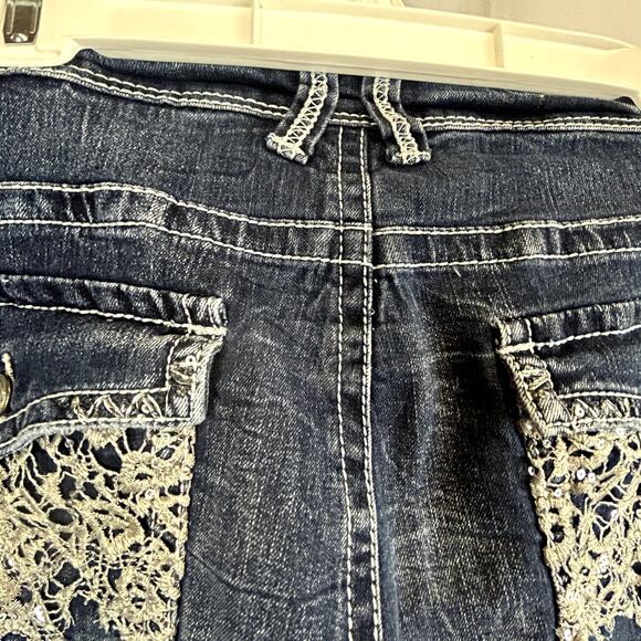 Short & Sexy Series Shorts women size 24 blue denim grunge  mom jean shorts - Picture 11 of 13